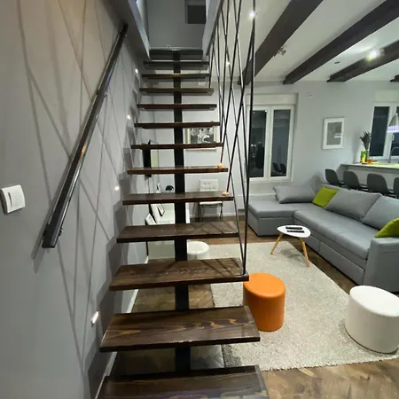 Apartment Danube House, *